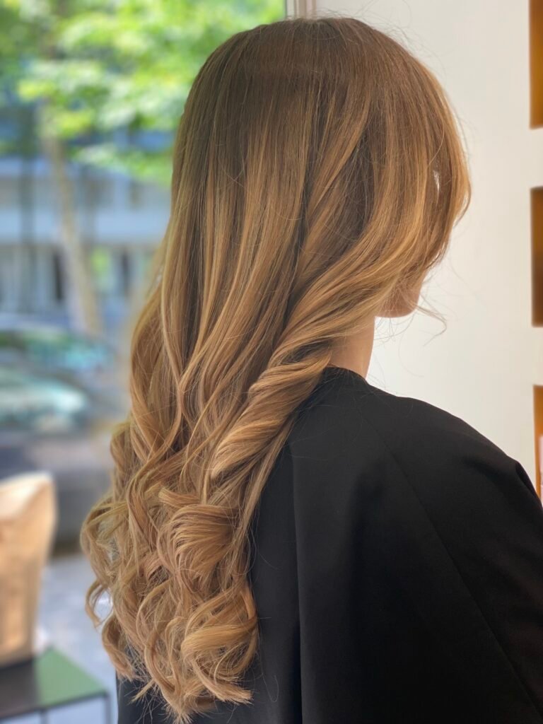 ombré sur cheveux longs réalisé chez kami paris 12